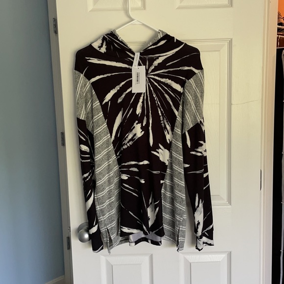 Buttery soft black white and gray hoodie - Picture 2 of 2